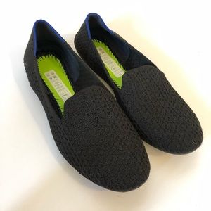 Rothy’s loafer black honeycomb 8.5